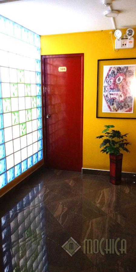 Hostal Residencial Mochica Lima Buitenkant foto