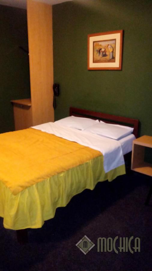 Hostal Residencial Mochica Lima Buitenkant foto